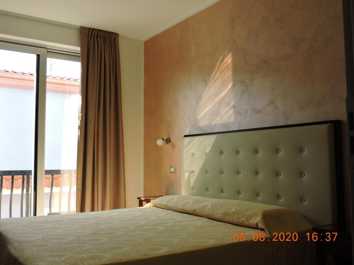 B&B Aquila Reale Portopalo Di Capo Passero Ngoại thất bức ảnh